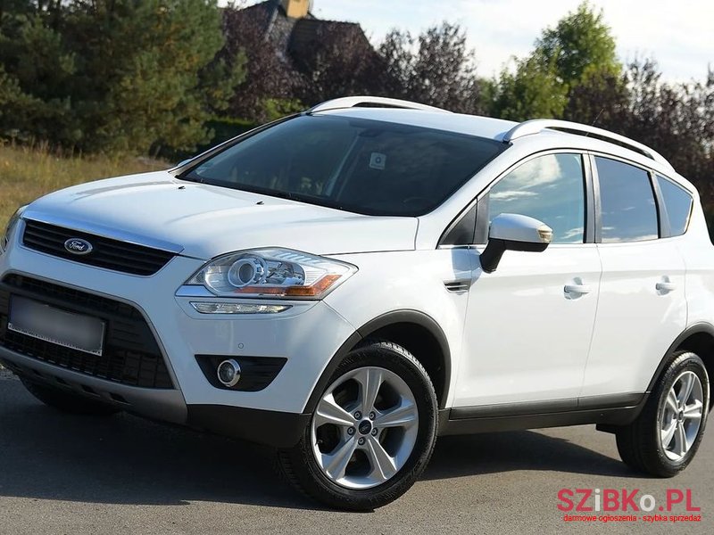 2012' Ford Kuga photo #2