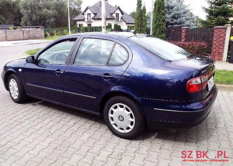 2001' SEAT Toledo photo #1