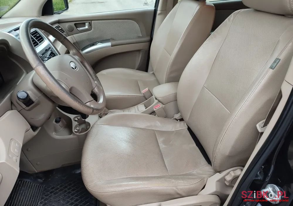 2008' Kia Sportage 2.0 D Tour photo #6