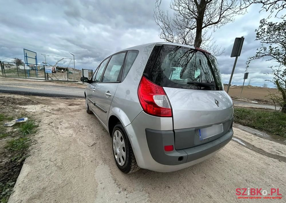2007' Renault Scenic photo #2