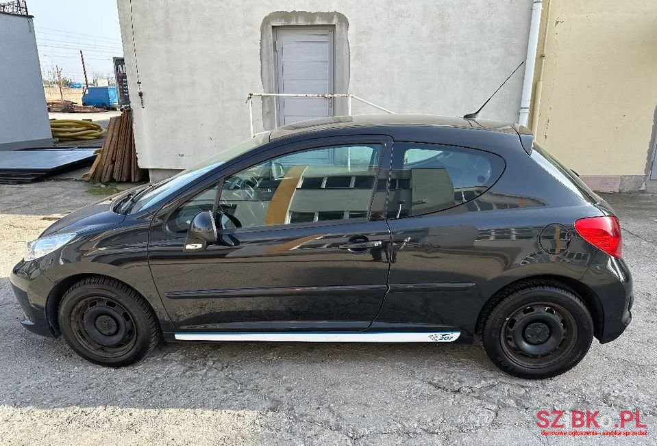 2008' Peugeot 207 photo #2