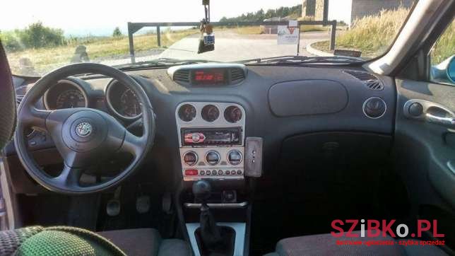 2003' Alfa Romeo 156 photo #2