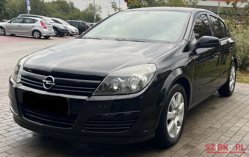 2005' Opel Astra photo #3