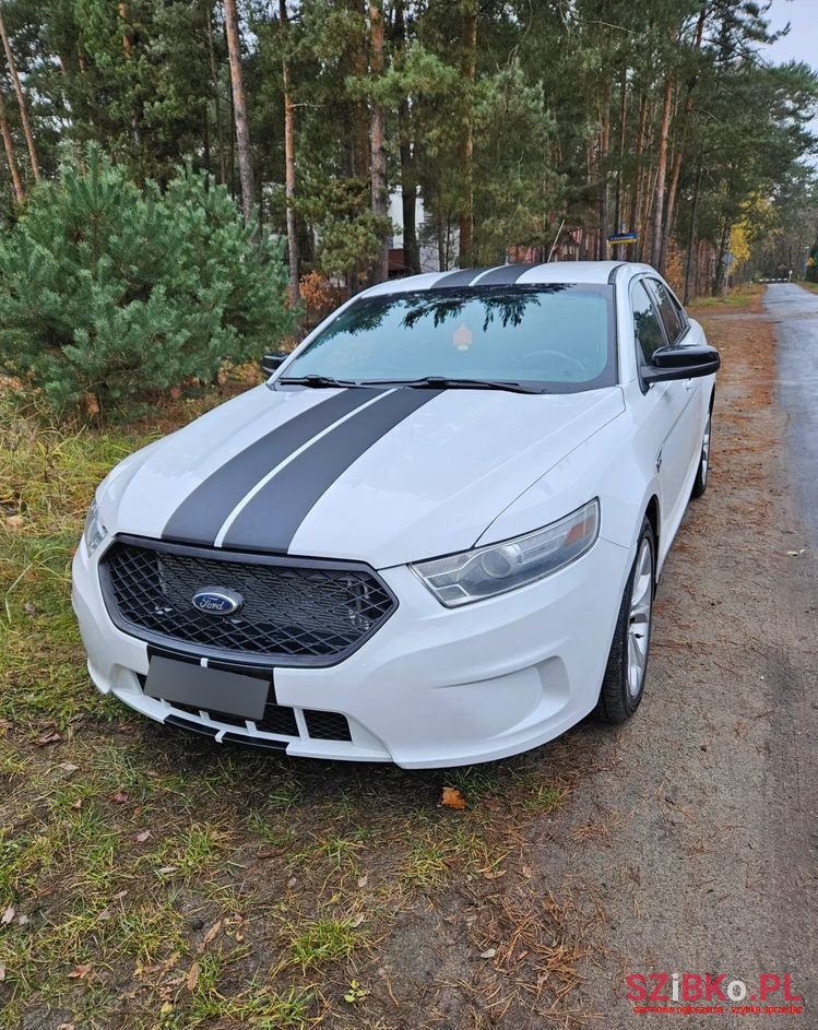 2014' Ford Taurus photo #1