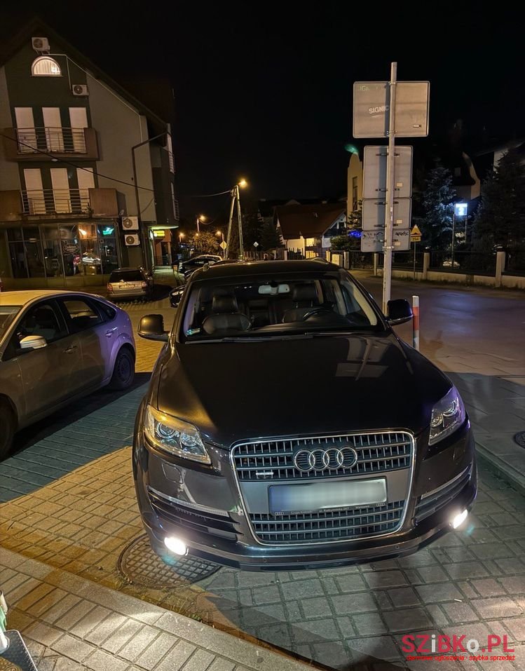 2007' Audi Q7 photo #3