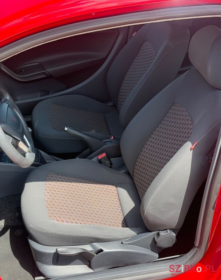 2010' SEAT Ibiza Sc 1.2 12V Style 4You photo #6