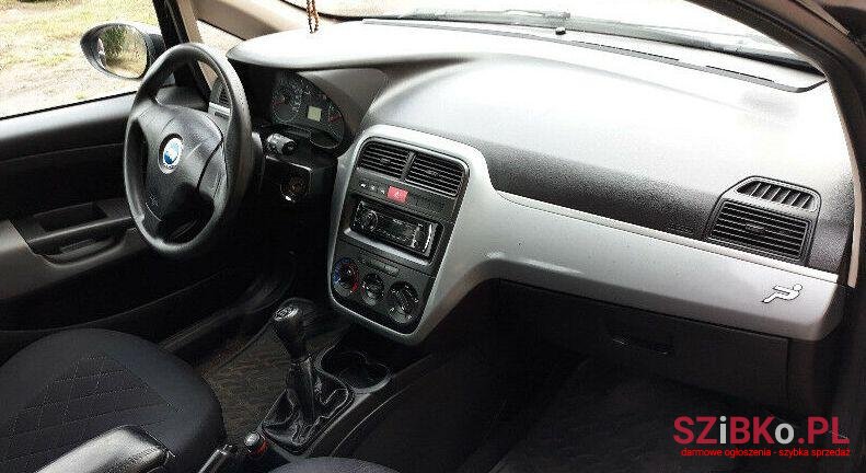 2006' Fiat Punto photo #2