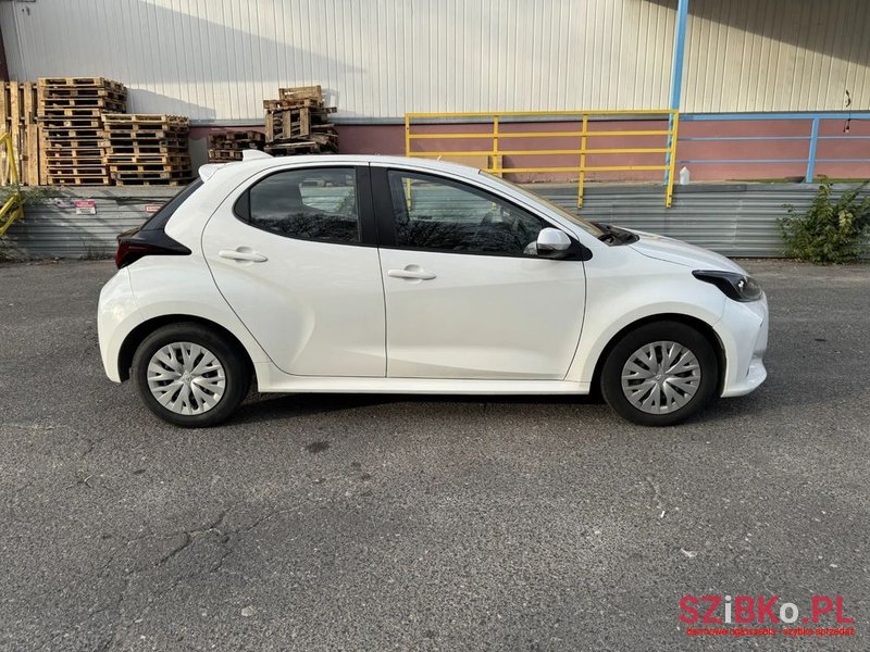 2021' Toyota Yaris 1.5 Comfort photo #4