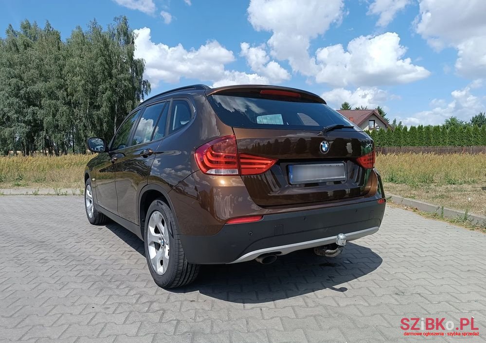 2009' BMW X1 Xdrive20D photo #3