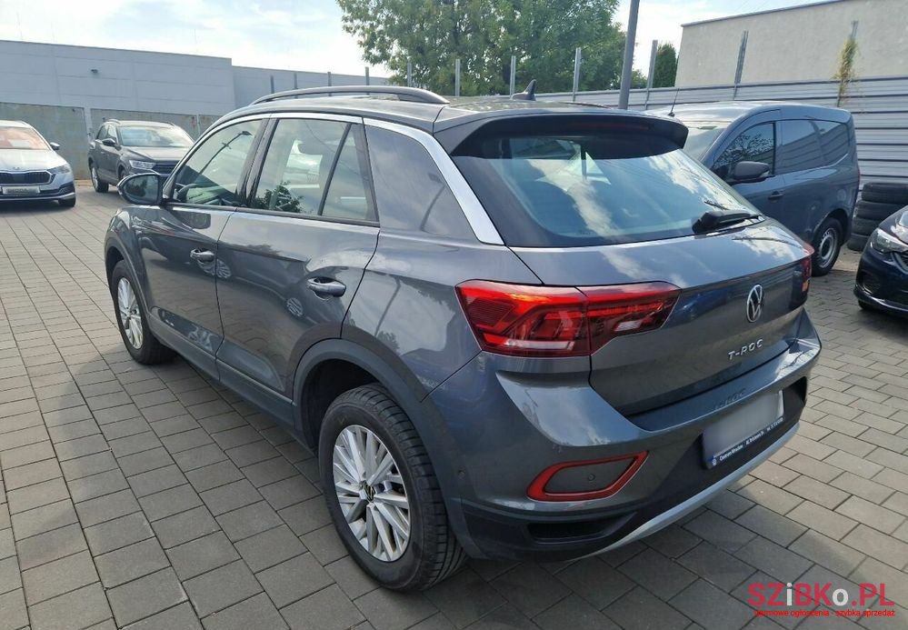 2022' Volkswagen T-Roc 1.5 Tsi Life photo #4