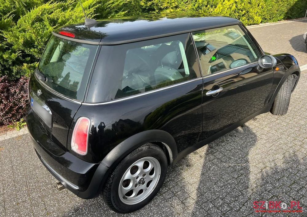 2005' MINI One Standard photo #5