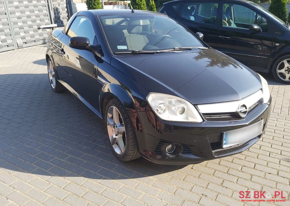 2005' Opel Tigra 1.4 Cosmo photo #2