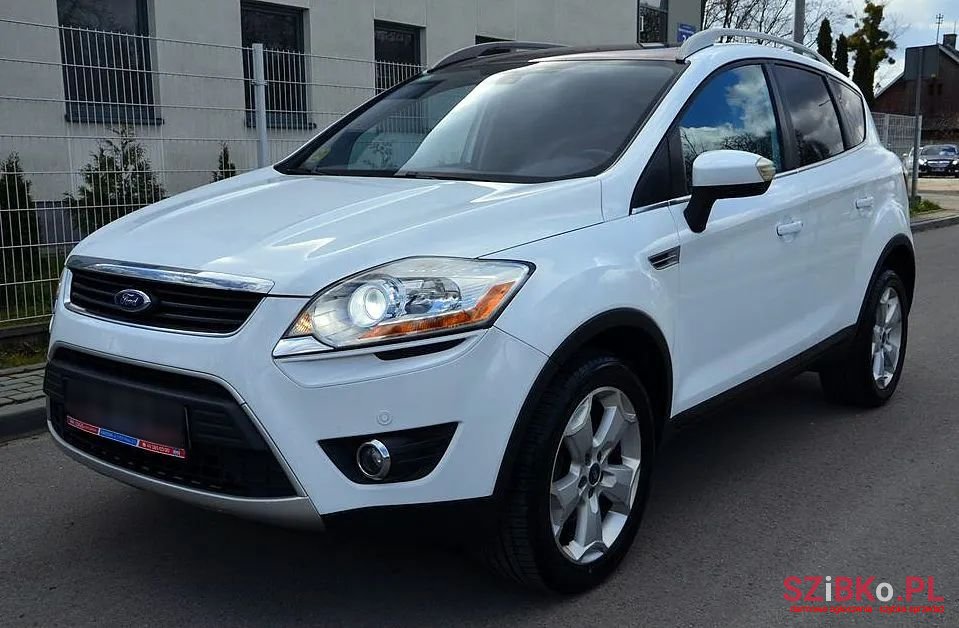 2009' Ford Kuga photo #2