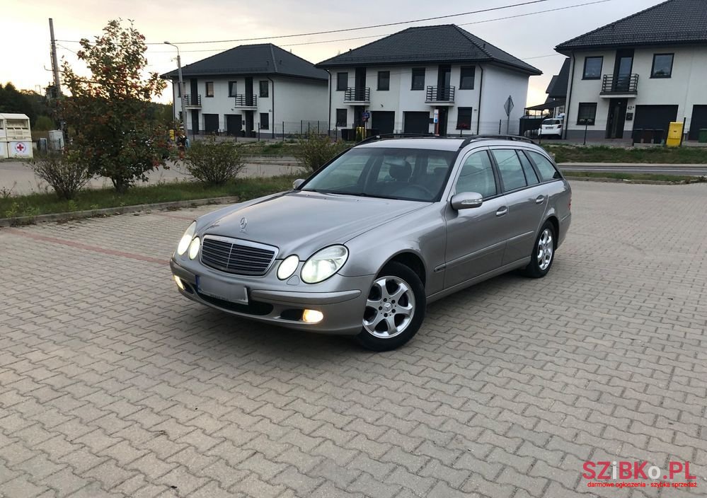 2006' Mercedes-Benz E-Class 200 T Kompressor photo #1