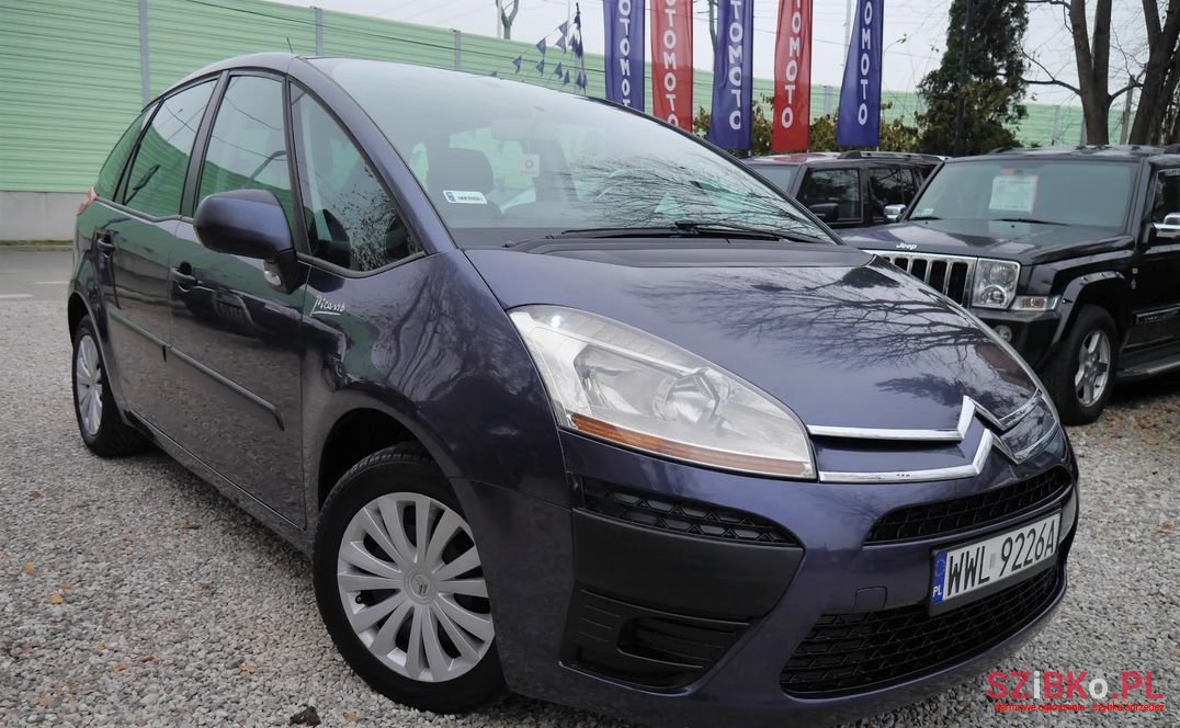 2008' Citroen C4 Picasso photo #1