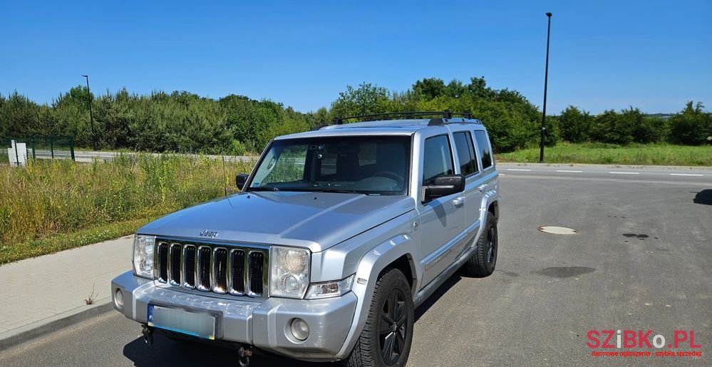 2006' Jeep Commander photo #1