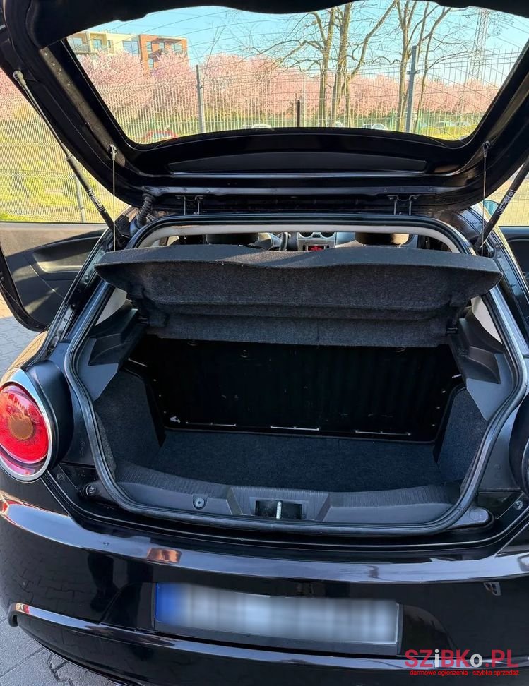 2009' Alfa Romeo MiTo photo #4