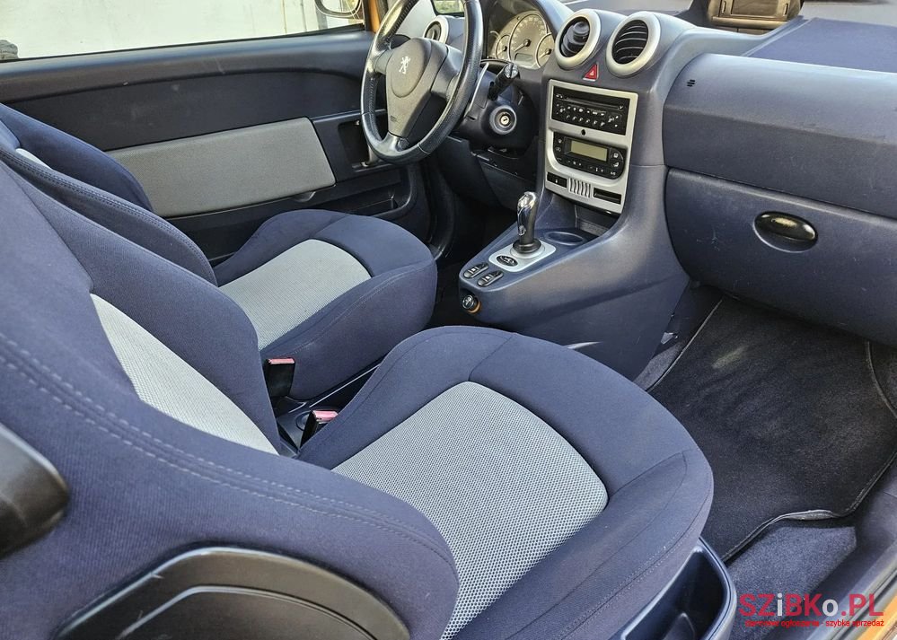 2006' Peugeot 1007 photo #5