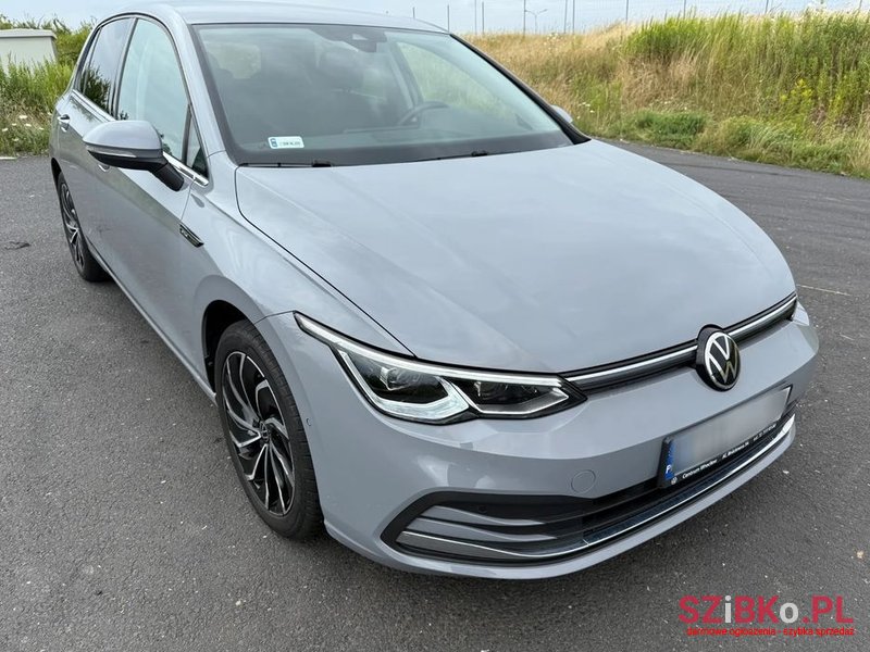 2020' Volkswagen Golf photo #1
