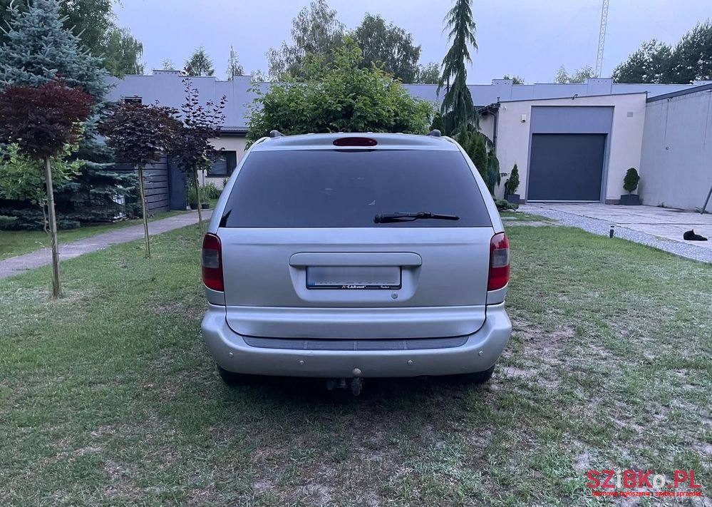 2003' Chrysler Voyager 2.5L Crd Lx photo #6