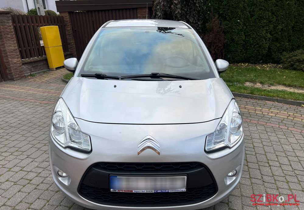 2010' Citroen C3 1.4 Exclusive photo #3