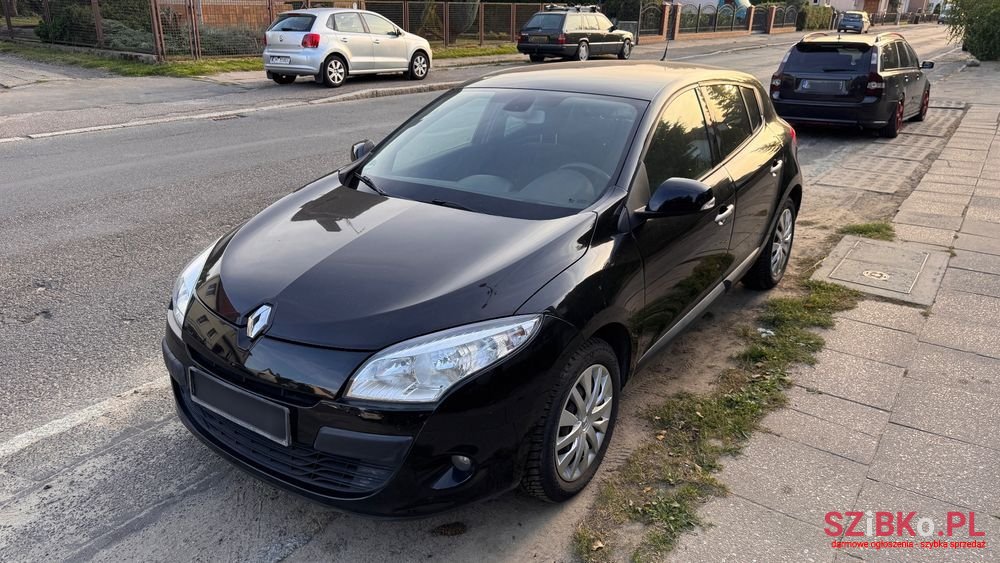 2010' Renault Megane Tce 130 Dynamique photo #2