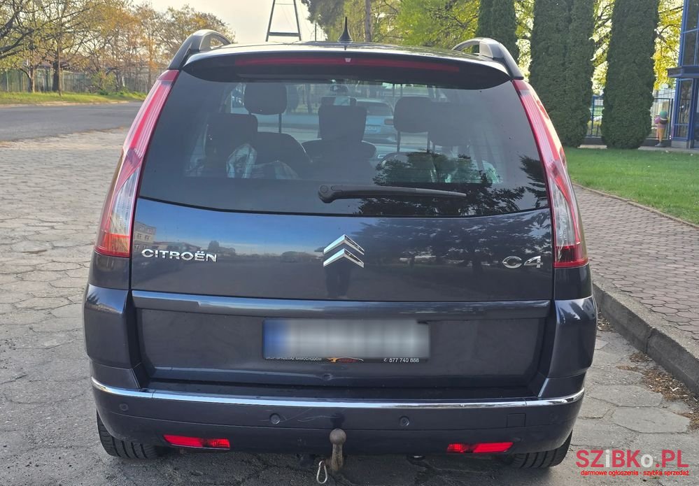 2009' Citroen C4 Picasso photo #4