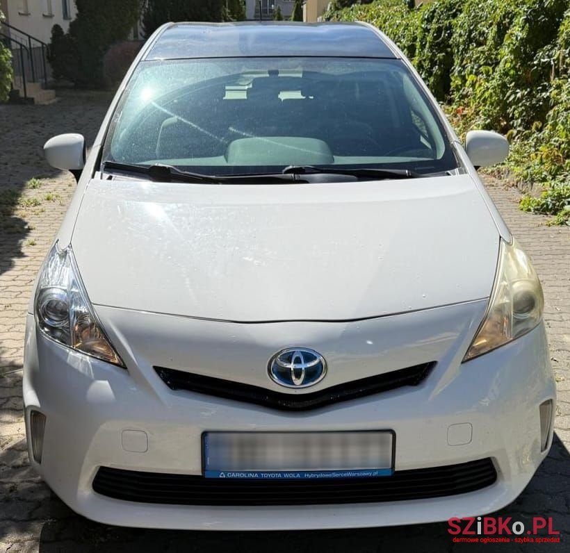 2014' Toyota Prius+ (Hybrid) Comfort photo #4