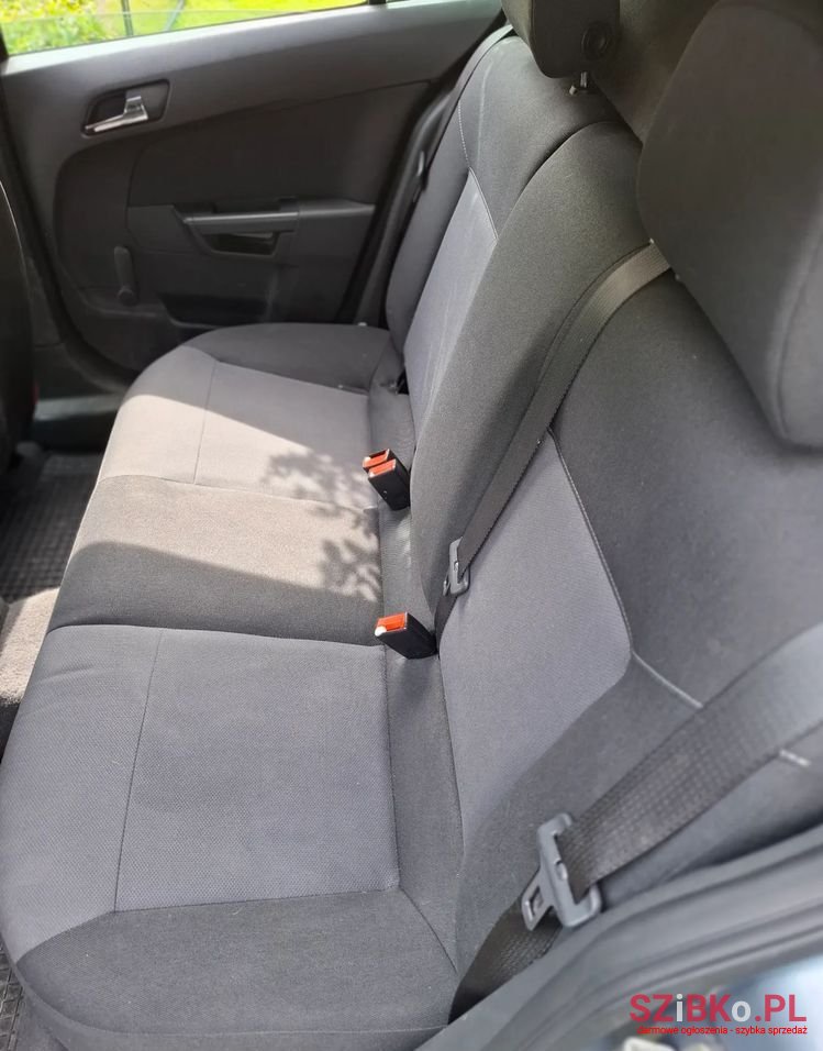 2010' Opel Astra Iii 1.6 photo #6