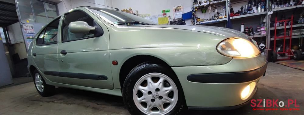 2002' Renault Megane photo #5