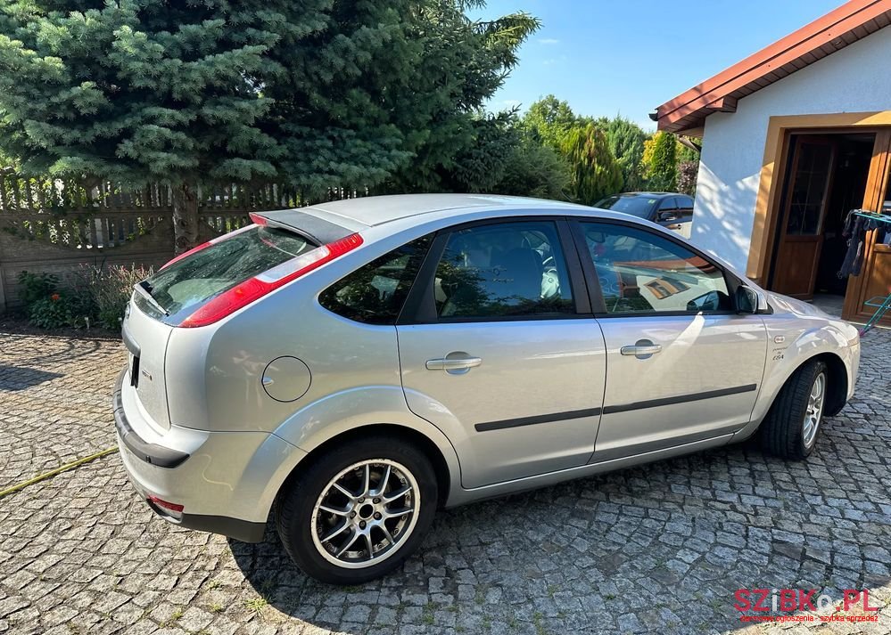 2007' Ford Focus photo #2