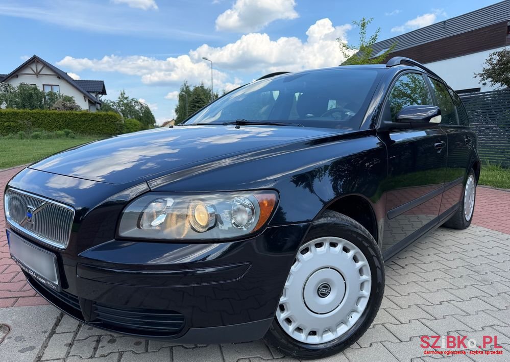 2004' Volvo V50 1.8 photo #1