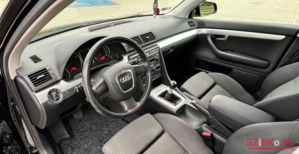 2005' Audi A4 Avant 2.0T Fsi photo #4