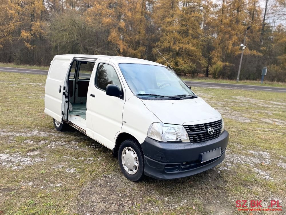 2008' Toyota HiAce D4-D Top photo #2