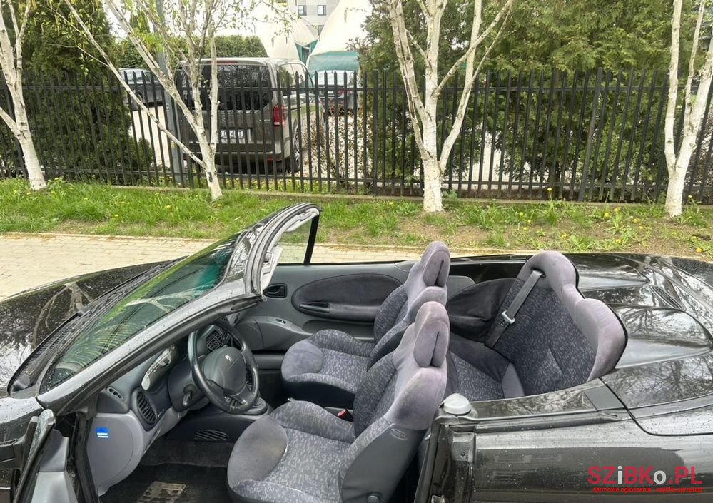 1999' Renault Megane Cabrio 1.6 photo #5