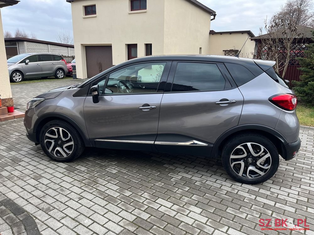2016' Renault Captur photo #2