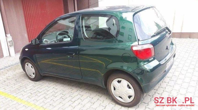 2002' Toyota Yaris photo #1