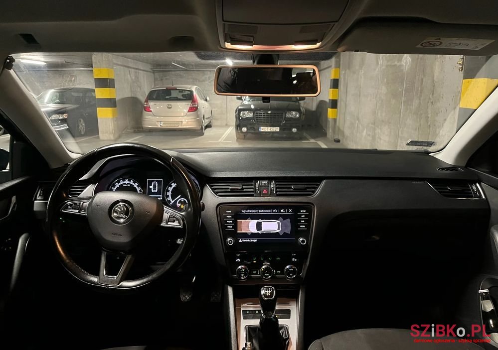 2017' Skoda Octavia 1.6 Tdi Ambition photo #5