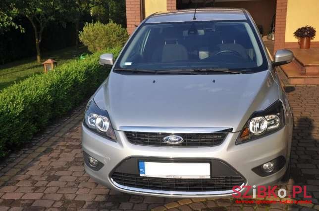 2010' Ford Focus photo #1