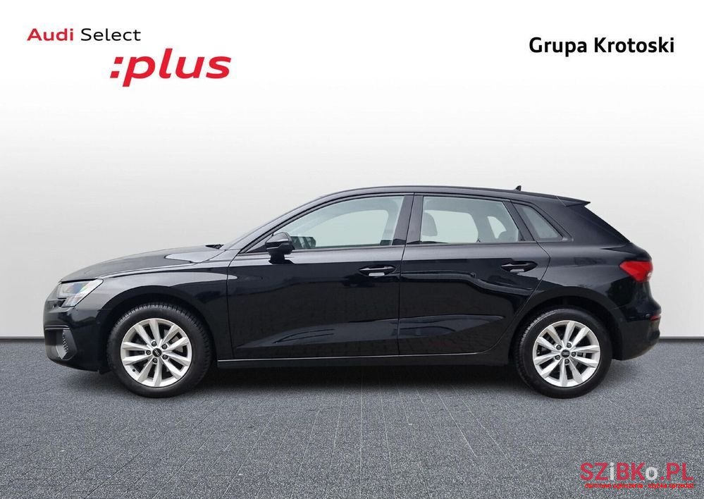 2022' Audi A3 Sportback photo #2