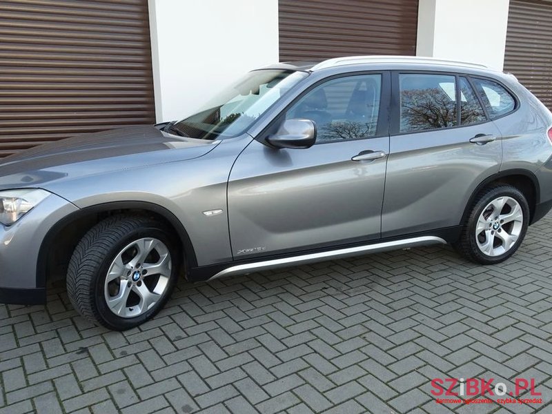 2011' BMW X1 photo #1
