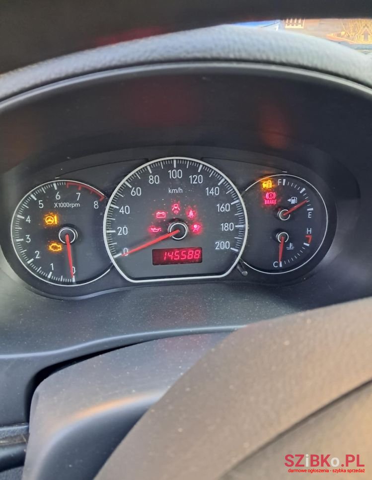 2010' Suzuki SX4 photo #5