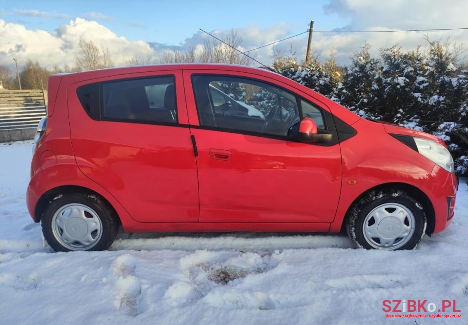2011' Chevrolet Spark photo #6