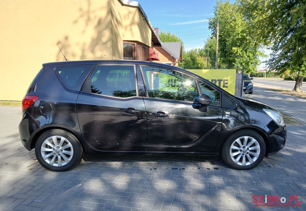 2012' Opel Meriva photo #6