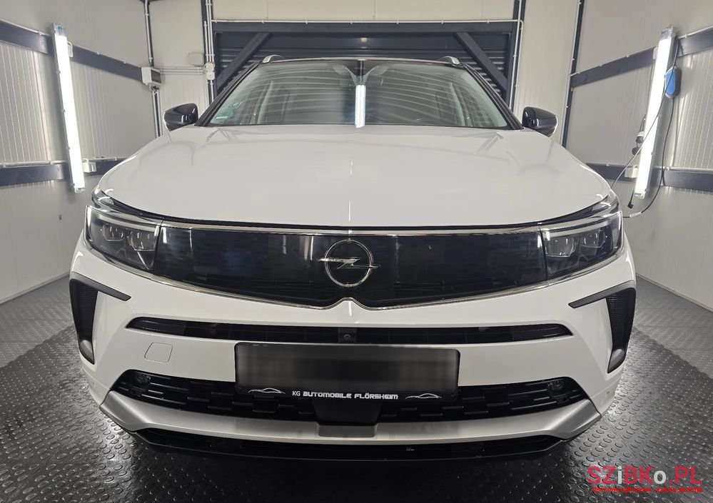 2022' Opel Grandland photo #2