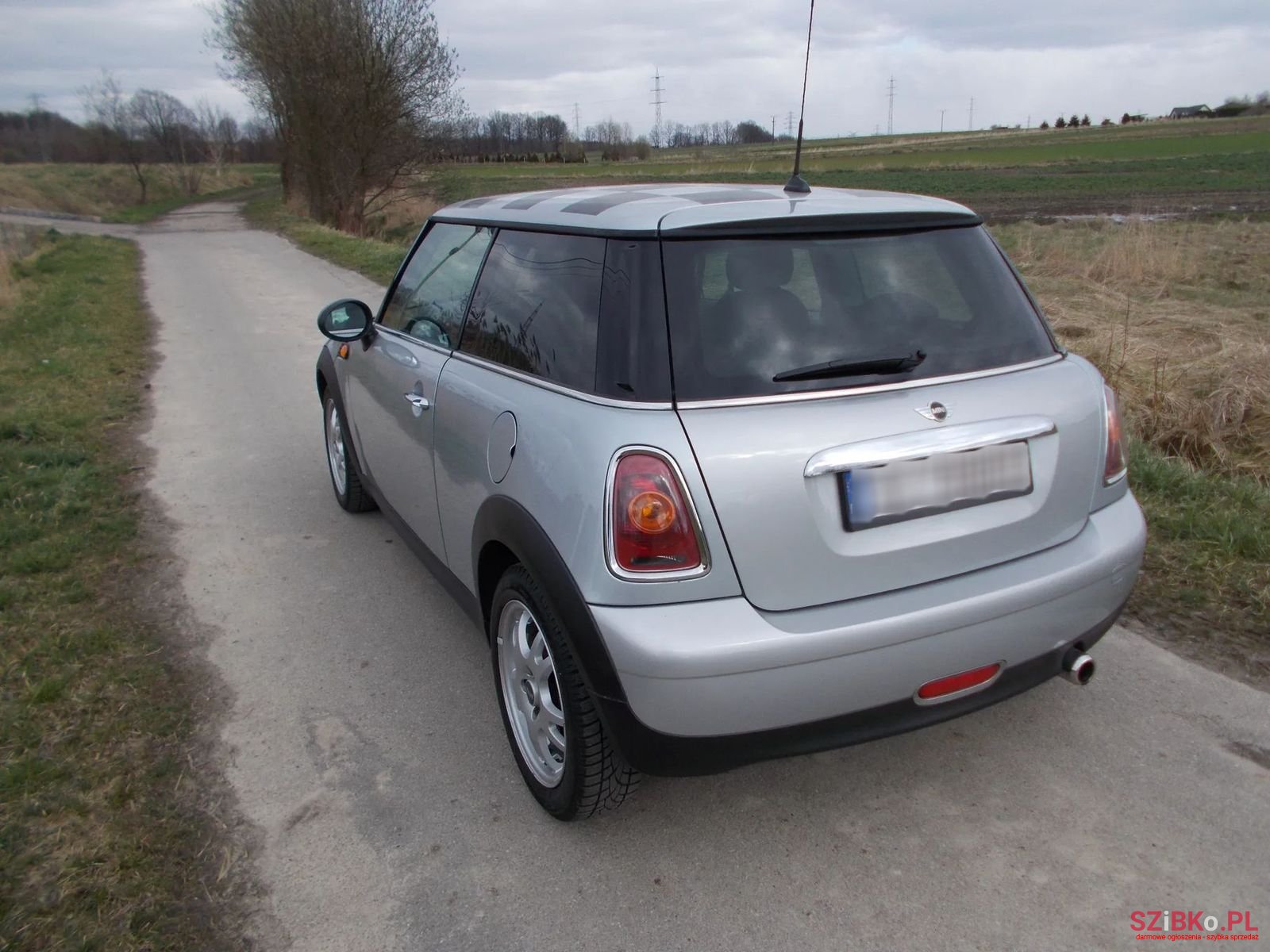 2009' MINI One photo #4