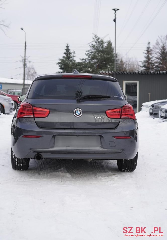 2016' BMW 1 Series 118D Sport Line photo #6