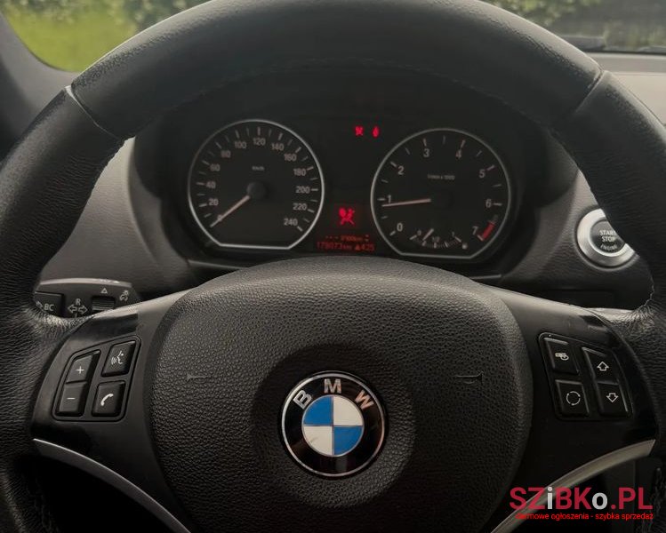 2007' BMW 1 Series 116I photo #6