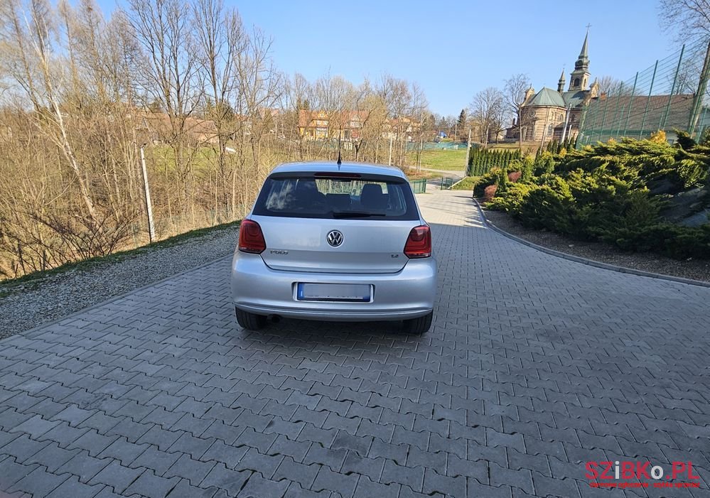 2013' Volkswagen Polo photo #4