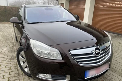 2011' Opel Insignia